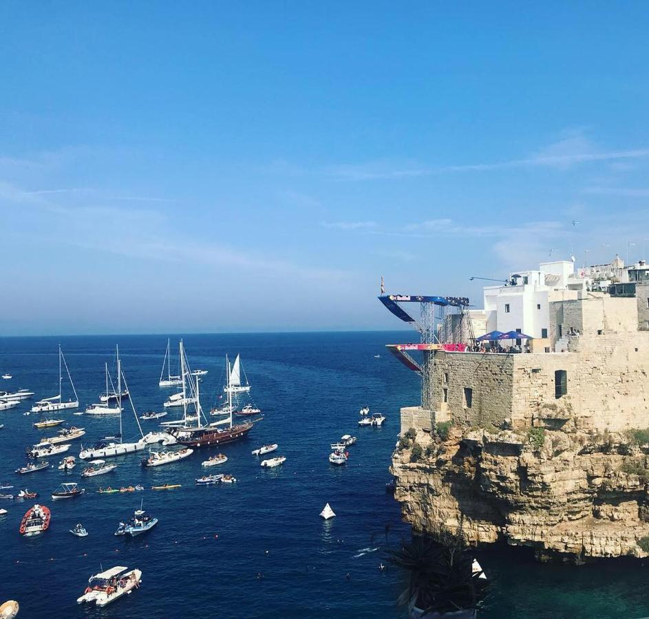 The Duchess'S View - New! Luxurious Flat In Historical Centre 115 Sq M, 3Min Walk To Cala Porto Beach And Private Parking Lägenhet Polignano a Mare Exteriör bild