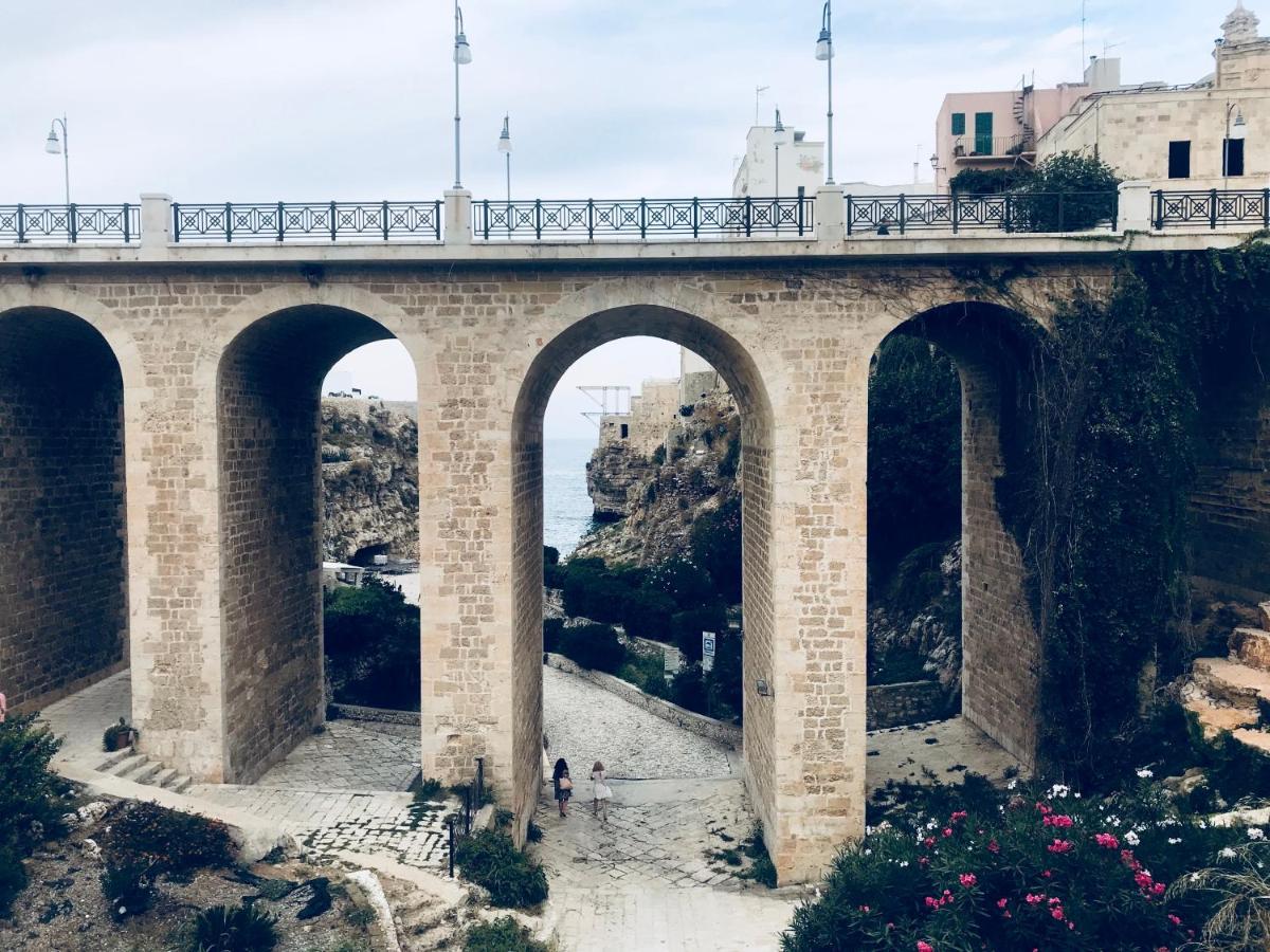 The Duchess'S View - New! Luxurious Flat In Historical Centre 115 Sq M, 3Min Walk To Cala Porto Beach And Private Parking Lägenhet Polignano a Mare Exteriör bild